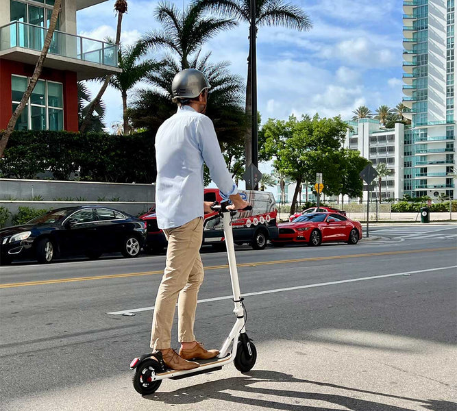 Road Safety: Navigating Streets with Electric Scooters