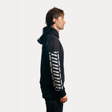 Load image into Gallery viewer, fluid Rider Hoodie - Black
