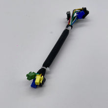 Load image into Gallery viewer, Wolf GT, King GT Taillight adapter cable - fluidfreeride.com
