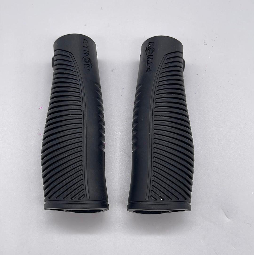 Mosquito Handle Grip Set (left + right) - fluidfreeride.com