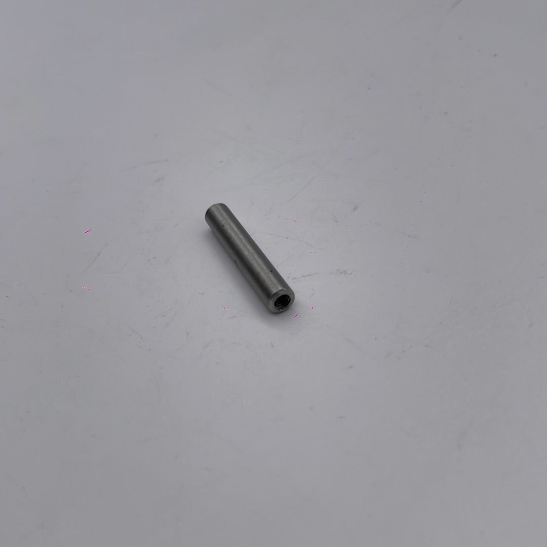 Phantom Internally threaded shaft at both ends 6×35